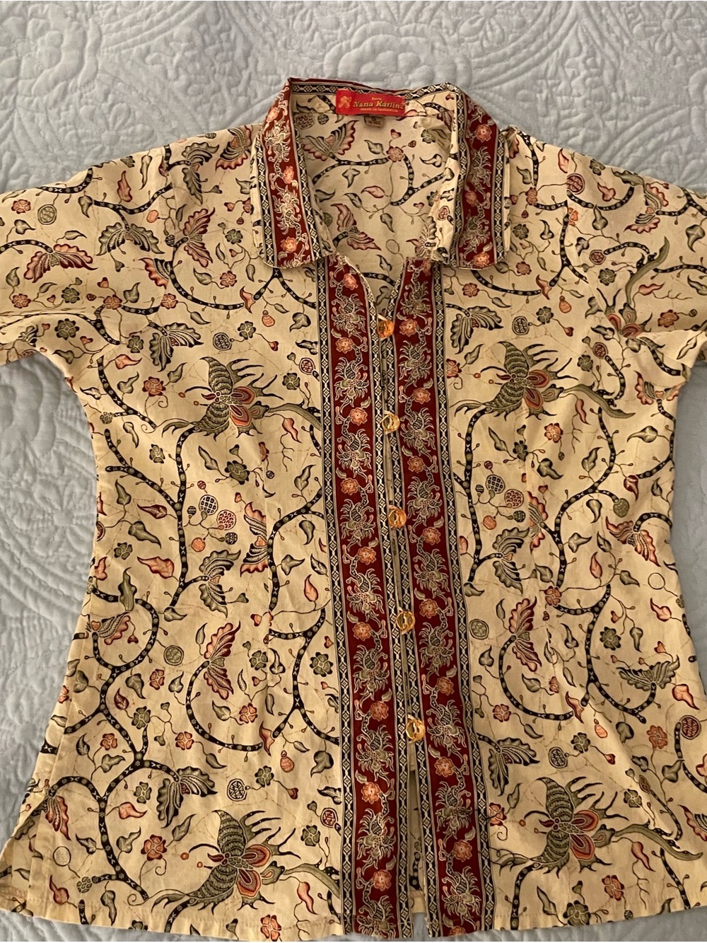 Vintage-Inspired Cream Button-Down Shirt